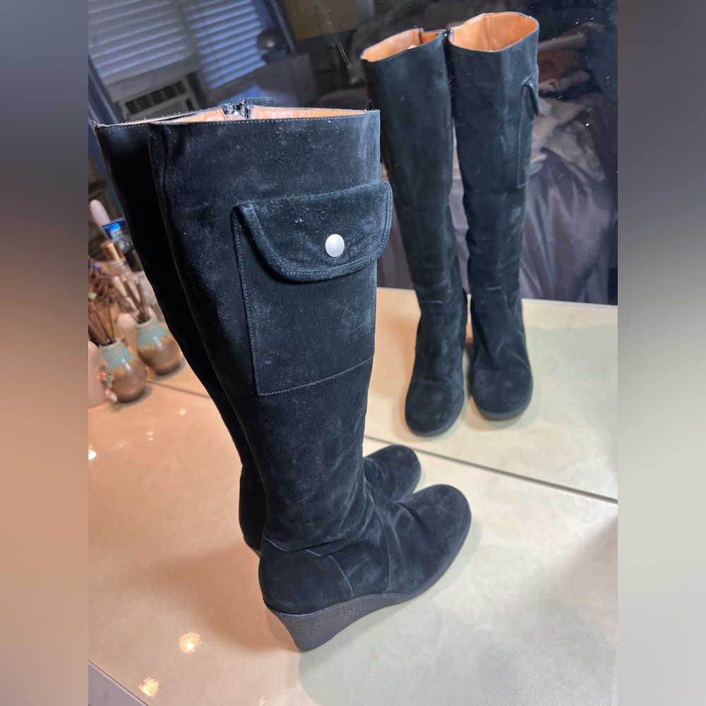 Michael Kors Wedge Tall Black Suede Zip Up Boots with pockets Size 6.5 - Picture 3 of 7
